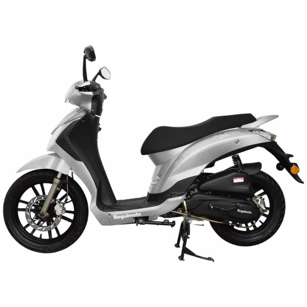 Скутер Regulmoto (Регулмото) TREVIS 125 (LJ125T - 16) чёрный с ПТС | Мототека