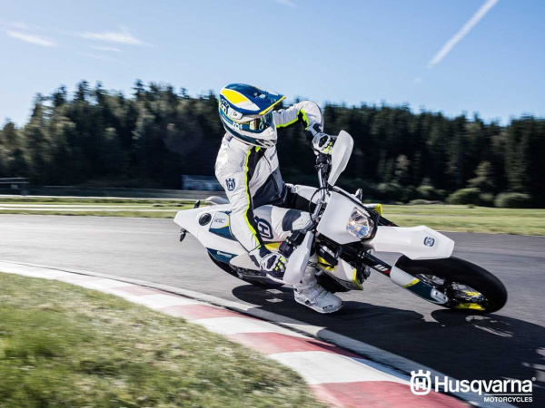 Мотоцикл кроссовый / эндуро Husqvarna (Хускварна) 701 SUPERMOTO (2021) с ПТС | Мототека