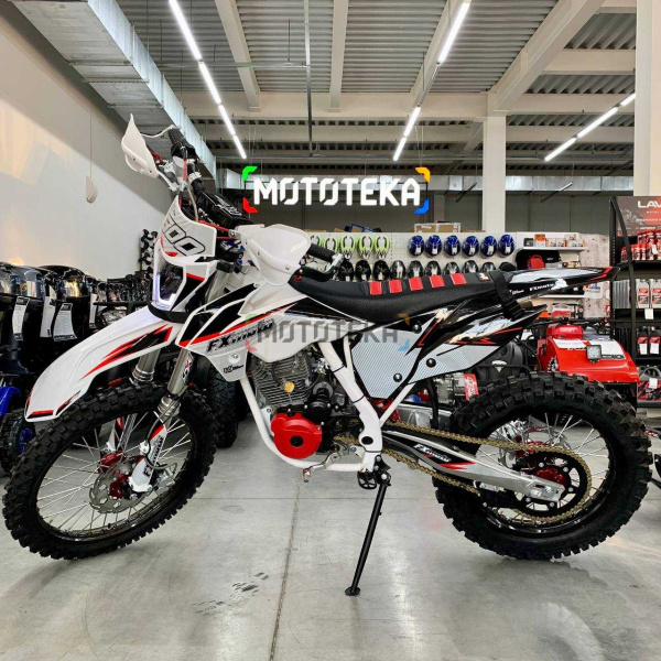 Мотоцикл кроссовый / эндуро FXMOTO (ФХМото) CB 300 F белый | Мототека